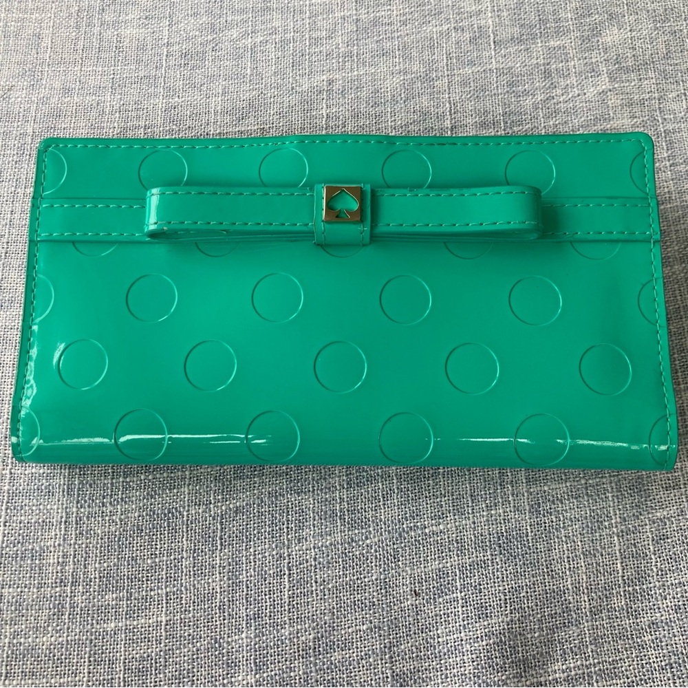 Kate Spade Green Wallet with Bow Detail & Embossed polka dot Pattern